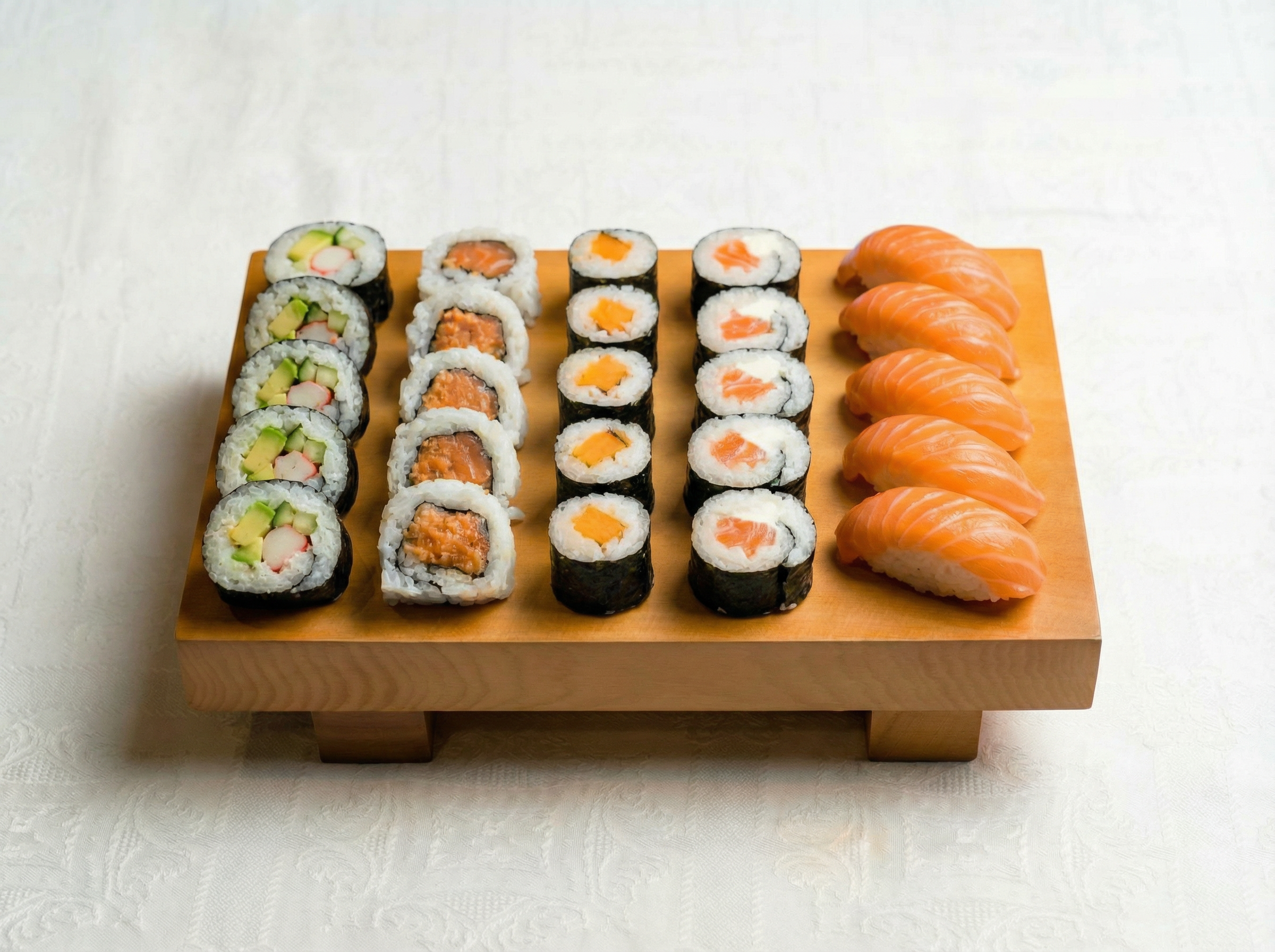 Combo Todo al Naranja de Pakita Sushi